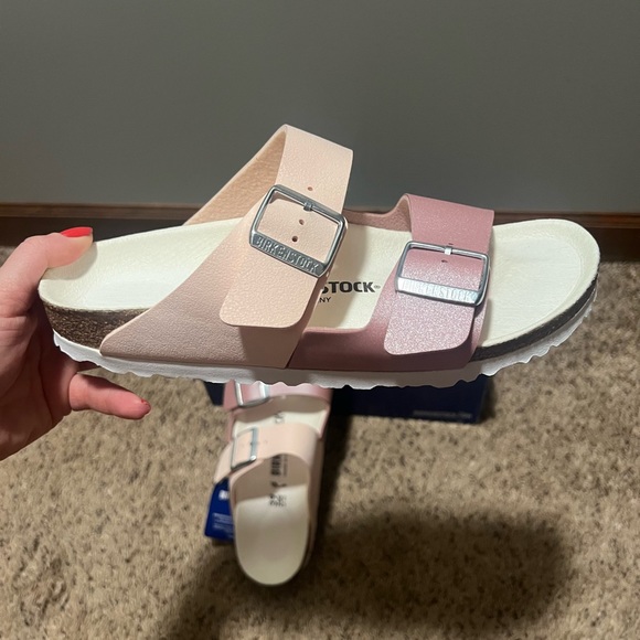 Women’s Birkenstock Arizona Split Sandal - Picture 2 of 6